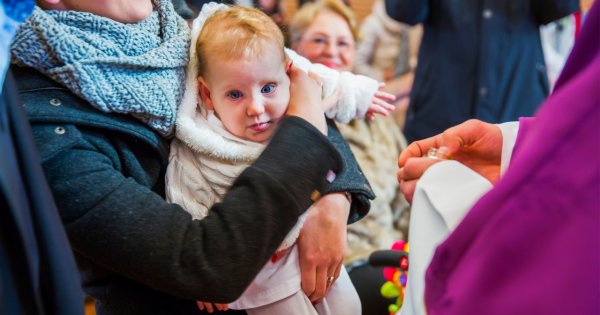 "Nie mogę uwierzyć, że ksiądz tak się zachował podczas chrzcin mojej córeczki"