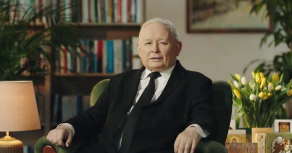 Starszy pan Kaczyński złożył życzenia wielkanocne. Internauci: "Wyjątkowo muszę się zgodzić" [wideo]