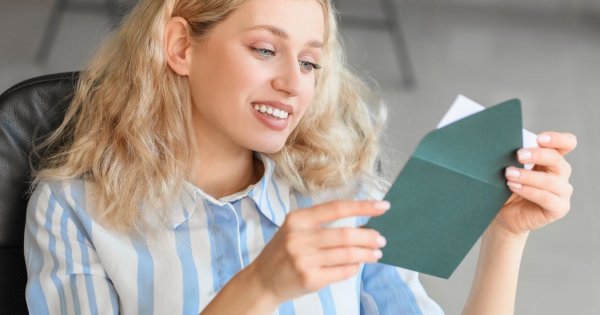 "W szafce męża znalazłam głęboko ukryte listy. Okazało się, że od lat pisał z tajemniczą Basią"