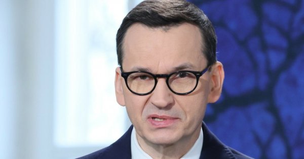 Mateusz Morawiecki zbiednieje? Jego pensja sporo się zmniejszy. Będzie musiał zacisnąć pasa?