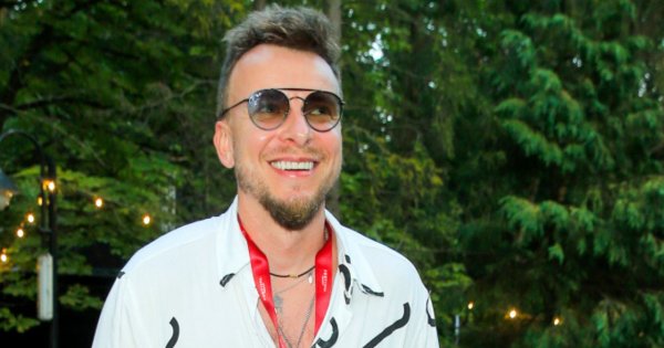 Piotr Kupicha stracił prawo jazdy. To była droga przejażdżka: "Jakaś strzałeczka mi zgasła..."