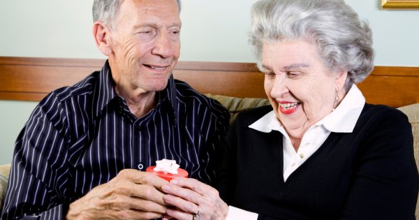 "Mam 76 lat i w tym roku wychodzę za mąż! Nie spodziewałam się, że moja córka tak zareaguje..."