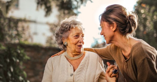 "Mam 88 lat. Na koniec życia córka się mnie wyparła. Nie przyjeżdża nawet na święta"