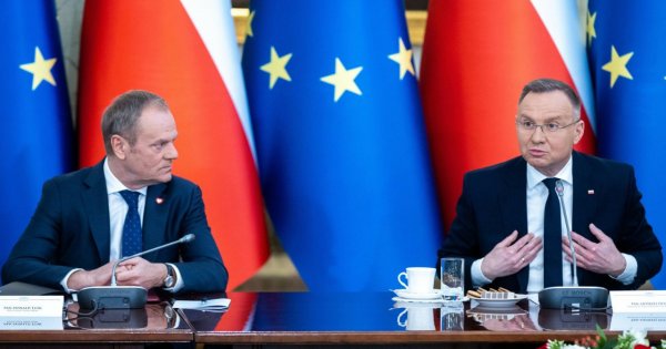 Andrzej Duda i Donald Tusk wystąpili w "Mam Talent"? To nagranie śmieszy i bawi [wideo]