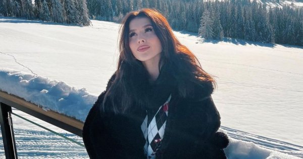 Roksana Węgiel wdzięczy się w koronkowej bieliźnie. Fani oburzeni: "Wstyd"