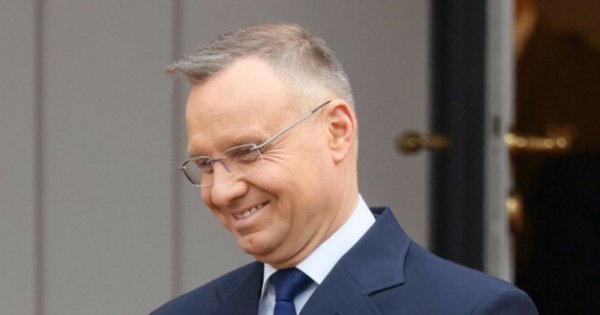 Twardy Andrzej spotkał się z przyjacielem Donaldem. Internauci nie zawiedli. Są memy!