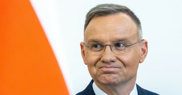 Śmieszek Andrzej śmieje się z własnego dowcipu. Wszystko się nagrało [wideo]