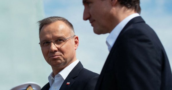 Śmieszek Andrzej wskoczył na wyższy poziom! Opowiedział dowcip po angielsku [wideo]