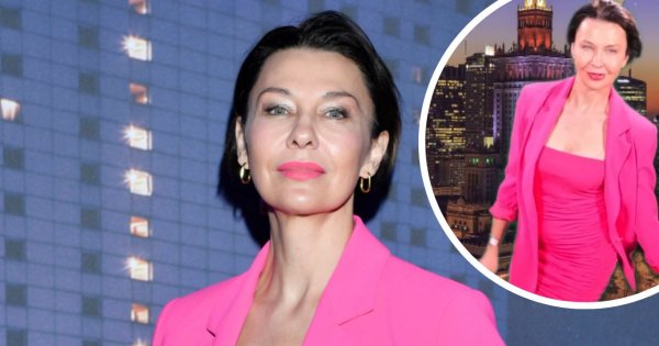 Anna Popek cała w różu wiruje w tańcu wokół Pałacu Kultury. Dziwne wideo wywołało memy!