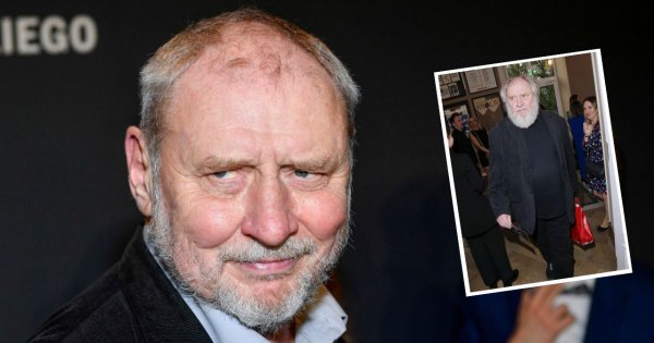 Dawno niewidziany Andrzej Grabowski jest nie do poznania. Aktor ma długą siwą brodę i bujne pukle