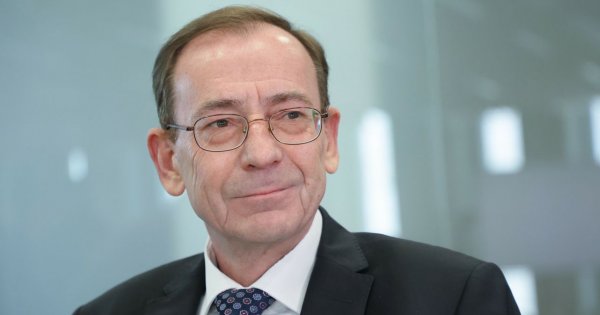 Mariusz Niejadek wyłożył się na pytaniu o swoje zajęcie! Przeróbka wideo jest hitem sieci!