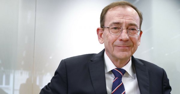 Najedzony Mariusz pójdzie do Europarlamentu? Ma poparcie Jareczka i jego popleczników