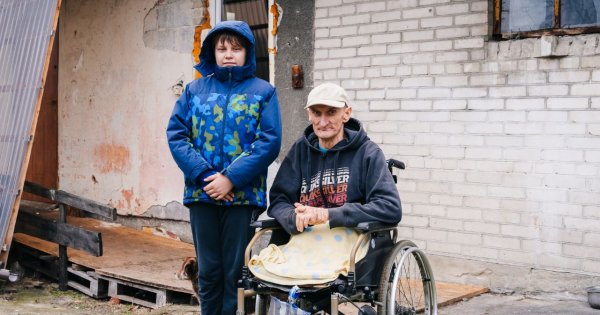 "Nasz Nowy Dom". Niepełnosprawny, samotny ojciec mieszkał w domu bez łazienki. Dom zyskał nowe oblicze