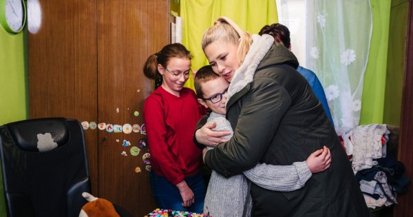 Stan ich domu był fatalny. Ekipa "Nasz Nowy Dom" poddała go spektakularnej metamorfozie