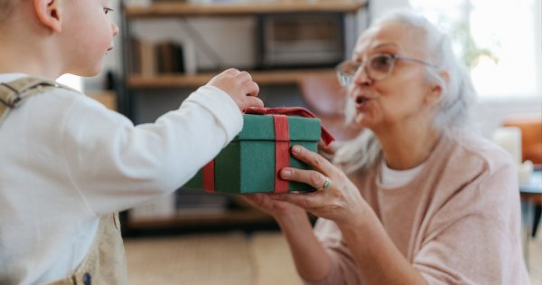 "Moja matka tapla się w forsie, a wnukowi żałuje na prezent. To mu kupiła na urodziny"