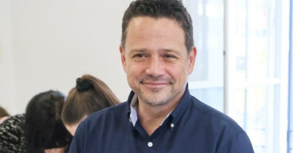 Trzaskający Rafał Trzaskowski wytrzaskał przeciwników. Zrobił coś, co się fizjologom nie śniło!