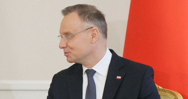 Andrzej nie był zbyt rozmowny. Tak zareagował na niewygodne pytanie dziennikarzy [wideo]