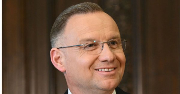 Zdaniem Andrzejka będzie nas stać na własne samoloty. Ciekawe tylko, gdzie je zaparkujemy [memy]