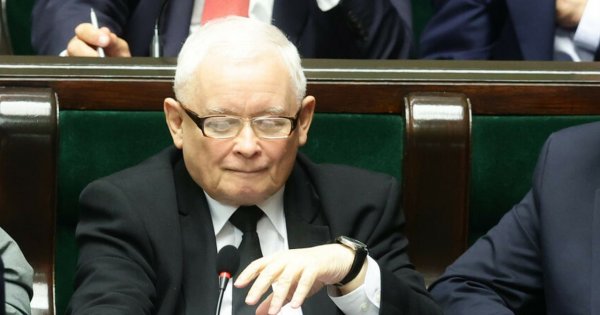 Jarosław zdradził, co dostał na pierwszą komunię świętą! Wideo hitem sieci
