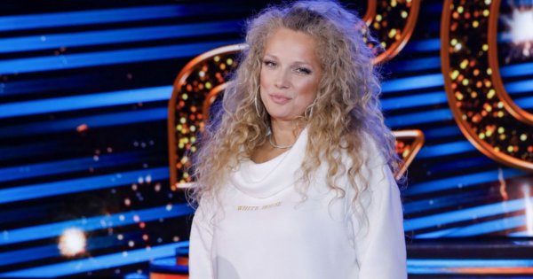 Naturalna Joanna Liszowska wdzięczy się na plaży. Fani nie mają wątpliwości: "Wyglądasz jak dwudziestolatka"