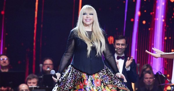 Maryla Rodowicz w "Tańcu z Gwiazdami" ledwo zmieściła się na scenie. Co za suknia!