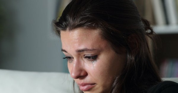 "Moja córeczka płacze od rana do wieczora. Wreszcie dowiedziałam się, że płacze przez chłopaka i ja sama wylałam łzy"