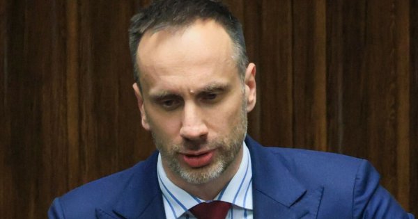 Bez uprzedzenia: Niesolidarny Janusz złożył rezygnację i odchodzi [memy]