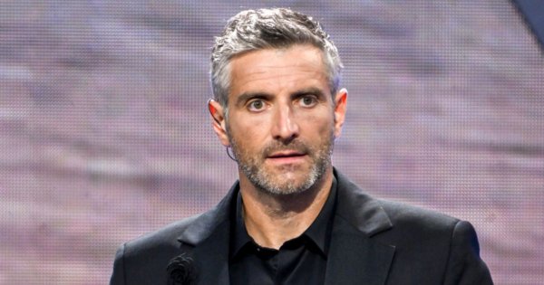 Maciej Dowbor niemal o nim nie mówi. Kim jest ojciec gwiazdora? Prawda o małżeństwie z Katarzyną wbija w fotel. Trwało zaledwie 3 lata