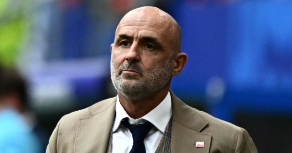 Michał Probierz oświadczył, że już nie będzie selekcjonerem. Sieć grzmi, by wymienić jeszcze kadrę