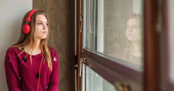 "Znów muszę wstydzić się za oceny córki. Ma już 13 lat, powinna wziąć się w garść"