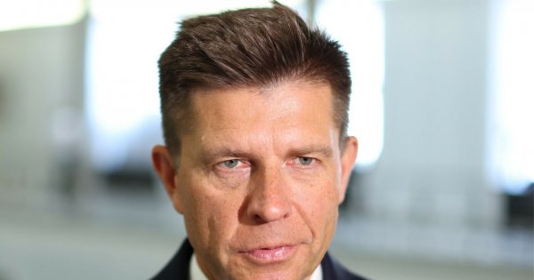 Rysiu od Sześciu Króli odwrotnie jak Janosik. Chce zabrać biednym i dać bogatym