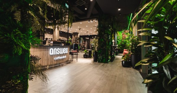 Moda, nowe doświadczenia i wyprzedaż w Answear Concept Store