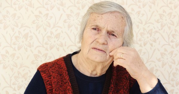"Babcia chciała, żebym z nią zamieszkała. Po tygodniu wybrała dom starców"