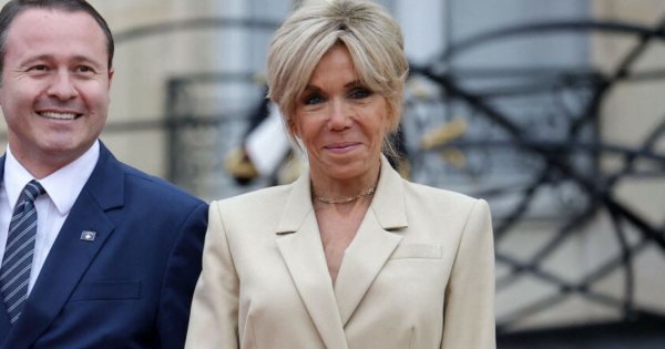 Brygida od Emmanuela odsłoniła nogi w najmodniejszym płaszczu tego sezonu. Wyglądała przepięknie