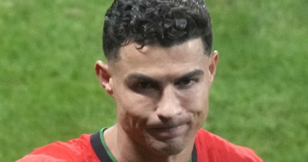Portugalia wygrała ze Słowenią. Ronaldo płakał jak bóbr [memy]