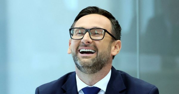 Daniel "Kąsaltig Grub" - "Ernst Jank" nie zna angielskiego. Sieć zalały memy