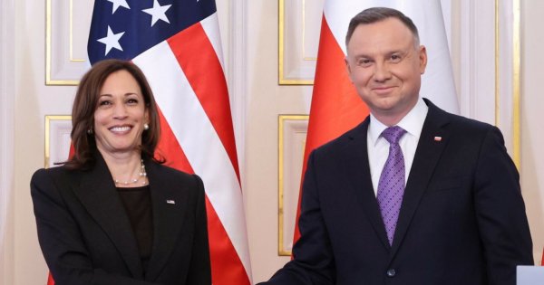 Dowcipniś Andrzej Duda rozbawił Kamalę Harris swoim żartem. Przypominamy kultowe wideo