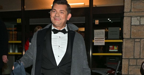 Gwiazdy disco polo za koncert zarabiają krocie. Martyniuk, Skolim, Piękni i Młodzi nieźle się wzbogacą po sezonie