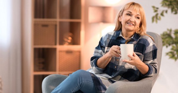 "Synowa w ogóle nie rozumie mojej więzi z synem. Mówi, że on jest dorosły, a ja jestem nadopiekuńcza"