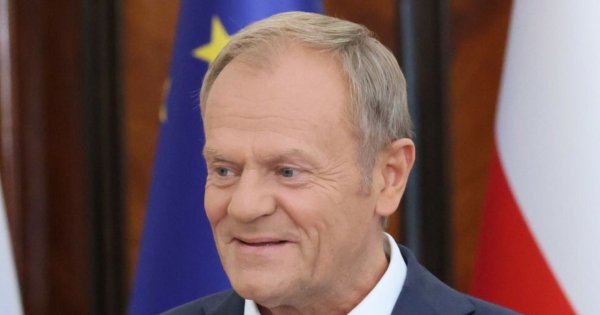 Donek zanotował gafę i podpisał przez przypadek. Ksywa długopis należy do niego [memy]
