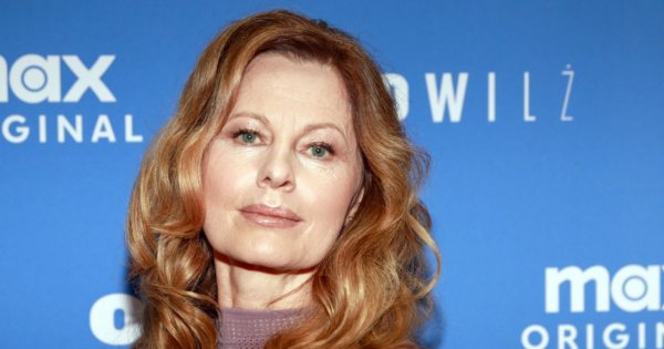 Ewa Skibińska zapozowała topless. 62-latka wygląda jak marzenie [dużo zdjęć]