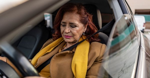 "Synowa trafiła do szpitala i zostawiła cały dom na głowie mojego syna. Muszę mu pomagać"