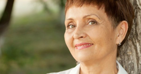 "Synowa w ogóle nie prasuje Adamowi koszul. Boi się, że odpadną jej przyklejone tipsy"