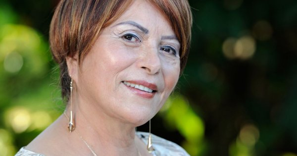 "Uszyłam dla mojej wnusi suknię ślubną. Powiedziała, że wstyd byłoby się pokazać"