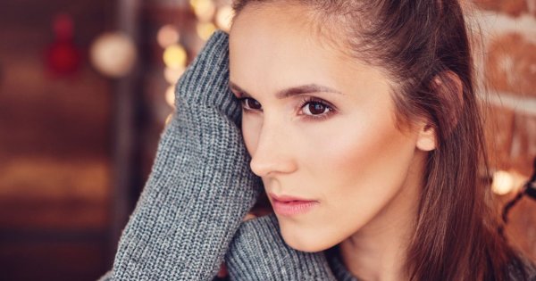 "Mój skąpy małżonek ciuła mamonę w skarpecie. Muszę mu oddawać co do grosza resztę z zakupów"