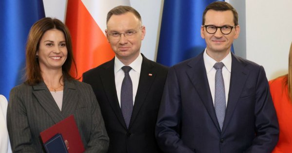 Koleżanka Matiego, Danka, została fikcyjnie zatrudniona. Pobrała prawie pół miliona złotych. Teraz się tłumaczy prokuraturze