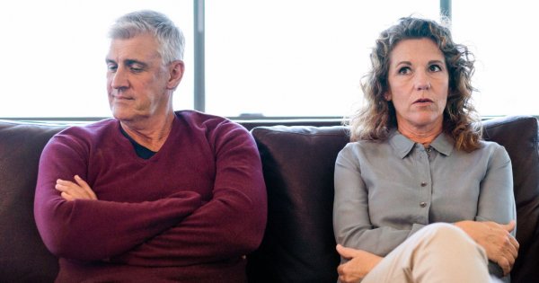 "Teściowa zdradziła mi w sekrecie, że chce się rozwieść. Mój mąż się załamie"