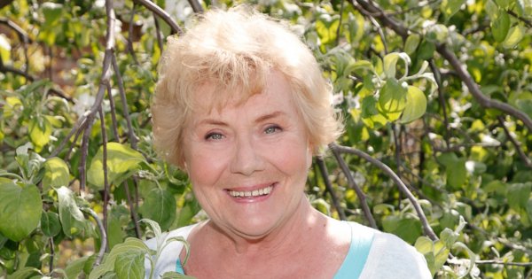 Teresa Lipowska zmieniła fryzurę i odjęła sobie co najmniej kilka lat. Barbara z "M jak Miłość" wygląda świeżo i promiennie