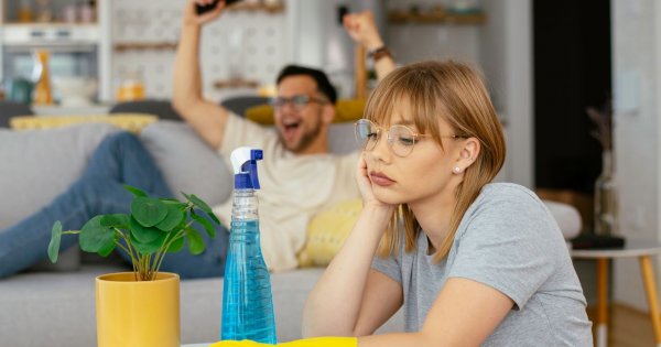"Zarzekałam się, że nigdy nie będę kurą domową. Niestety, tak właśnie wygląda moje życie"