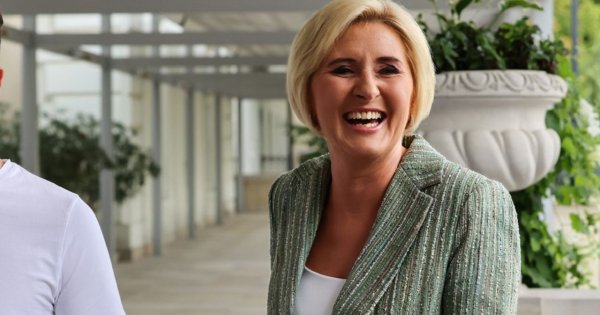 Tak wygląda nasza pierwsza dama w okularach korekcyjnych. Twarzowo, inteligentnie i z klasą